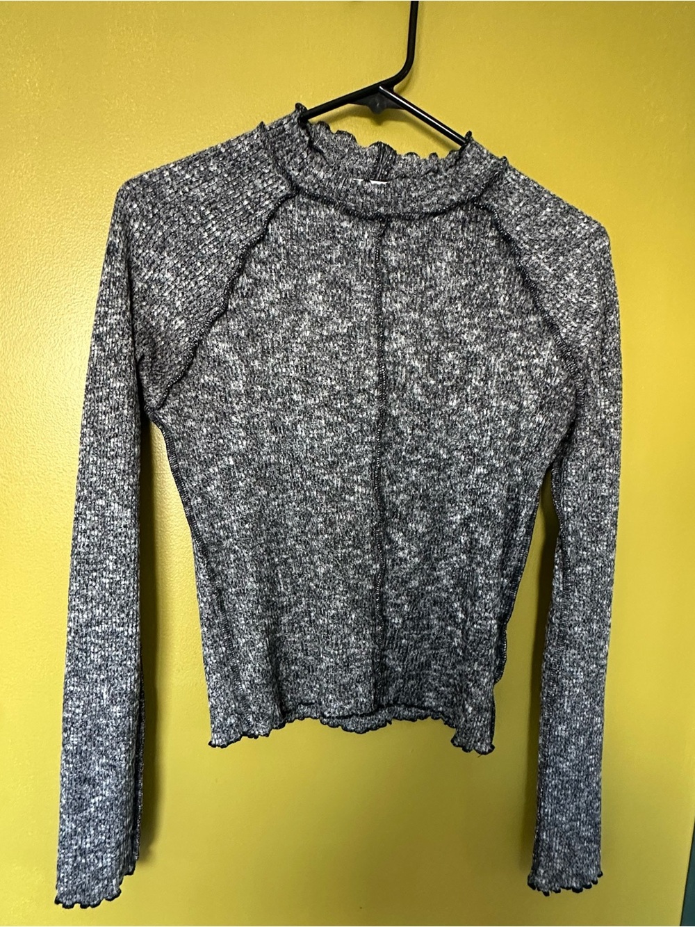 Stitch and pine Women's Gray Ribbed Long-Sleeve Mock Neck Top